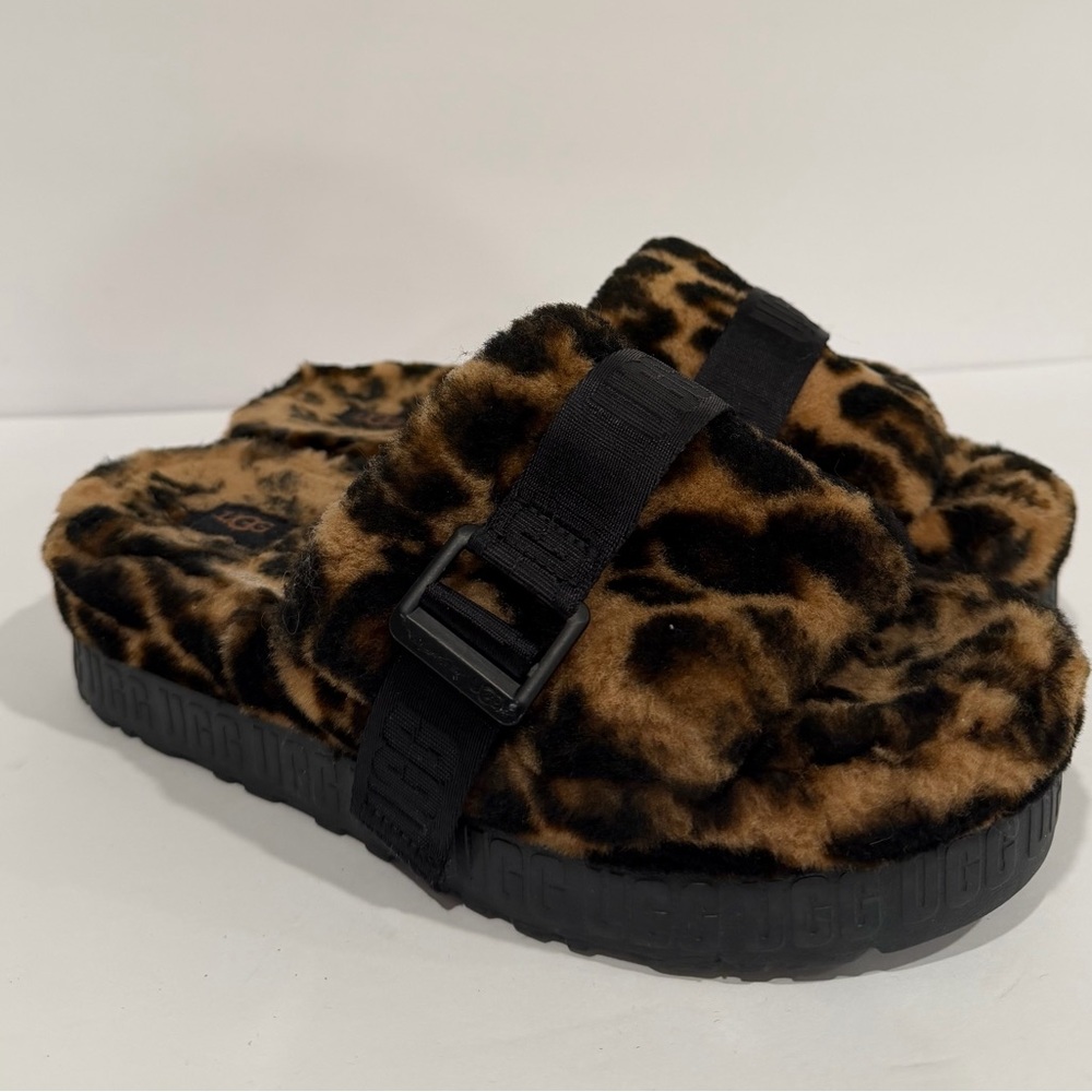 UGG leopard Fuzzy Slippers